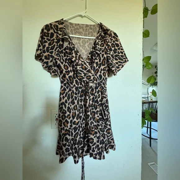 Leopard Print Wrap Dress - Picture 3 of 5